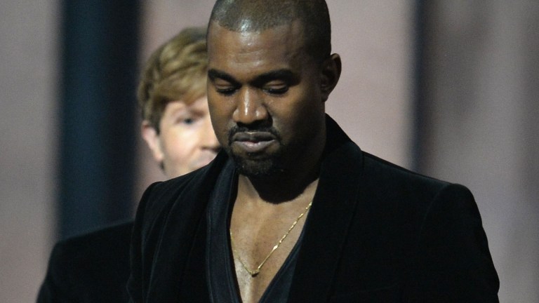 Musikk: Kanye West lurte alle da han stormet scenen
