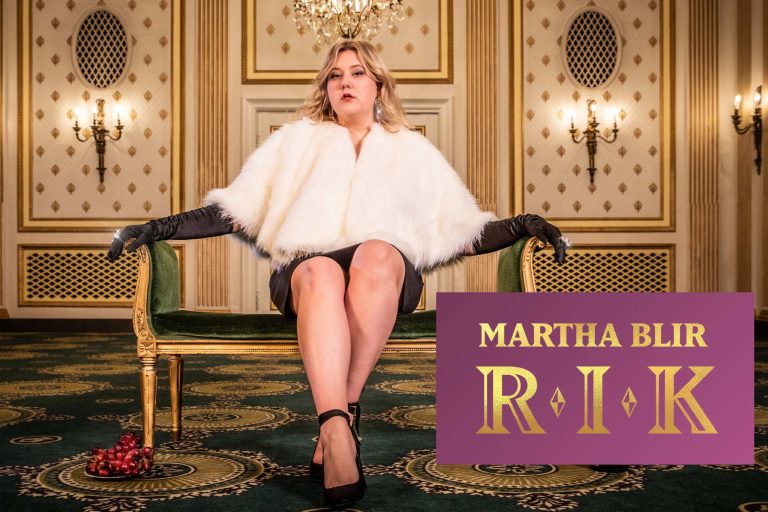 Se TV-serien: Martha blir rik