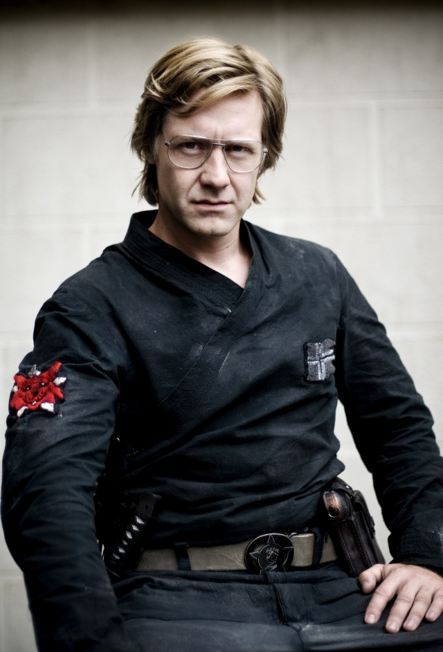 Mads Ousdal som Kommandør Arne Treholt