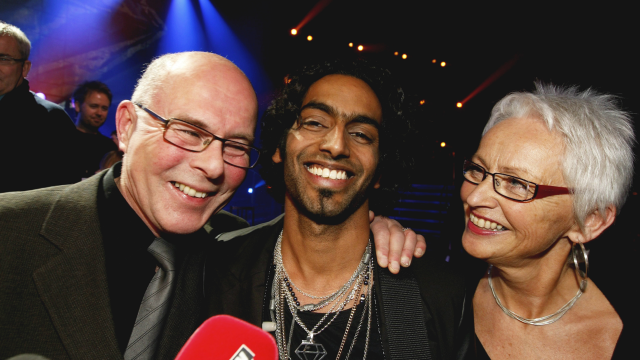 Chand Torsvik vant finalen i X-faktor. Her sammen med far, Inge og moren Iren. (Foto: Terje Bendiksby, Scanpix)