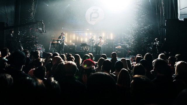 The Wombats var siste band ut på JuleSessions 2010 (Foto: Tom Øverlie, NRK P3)