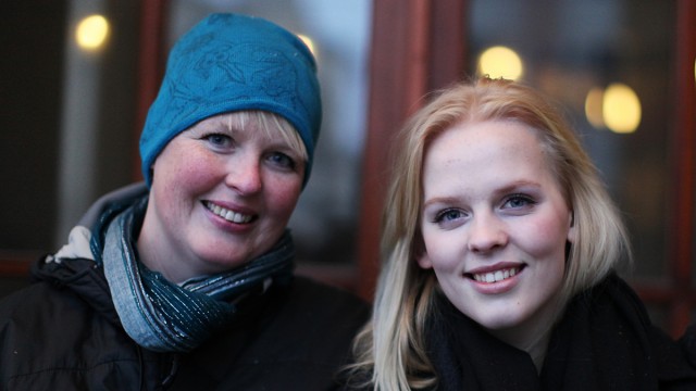 Pernille tok med seg moren Barbro på P3Sessions. (Foto: Tom Øverlie, NRK P3)