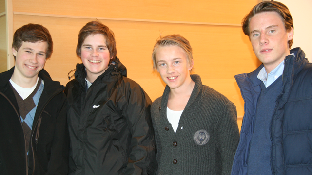 De atten år gamle kompisene Olaf Tranås, Håkon Presthus, Christian Hagen og Kristian Rundgreen har trua på en trøndersk kombinasjon. (Foto: Kristin Evensen Giæver, NRK).
