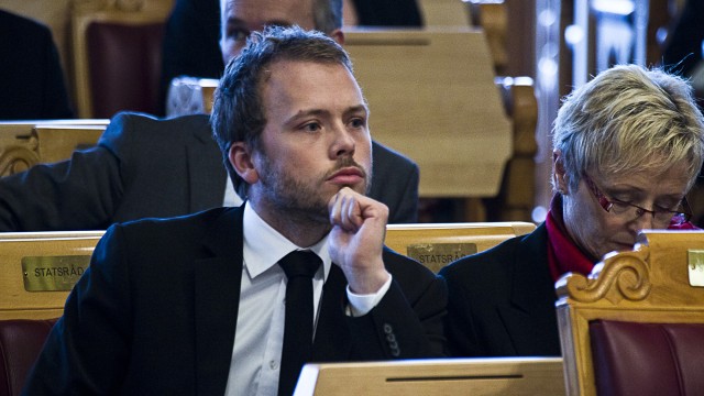 Lysbakken bruker mange timer på jobb. (Foto: Scanpix)