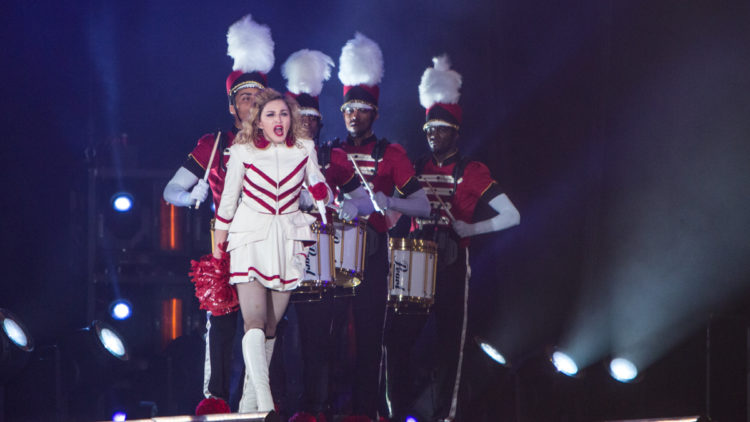 Maya Vik på Øyafestivalen 2012. Foto: Kim Erlandsen, NRK P3