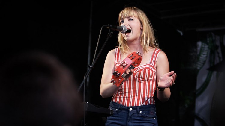 Thea Glenton Raknes. (Foto: Rashid Akrim, NRK P3)