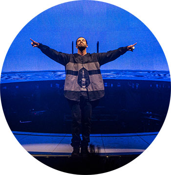 Drake live i Oslo Spektrum den 2.mars 2014. (Foto: Tom Øverlie, NRK P3)