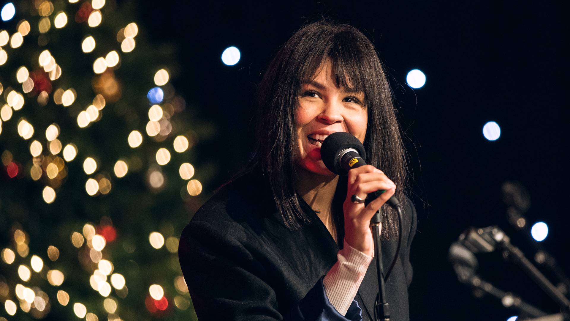 Maria Mena på P3morgens julefrokost 2016. Foto: Tom Øverlie, NRK P3