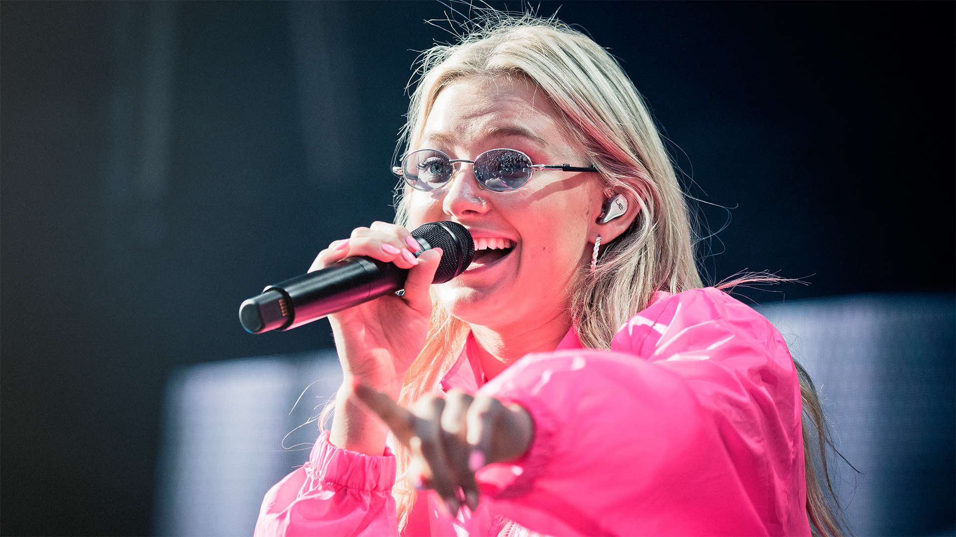 Astrid S på Kongescenen, Slottsfjell 2017. Foto: Tom Øverlie