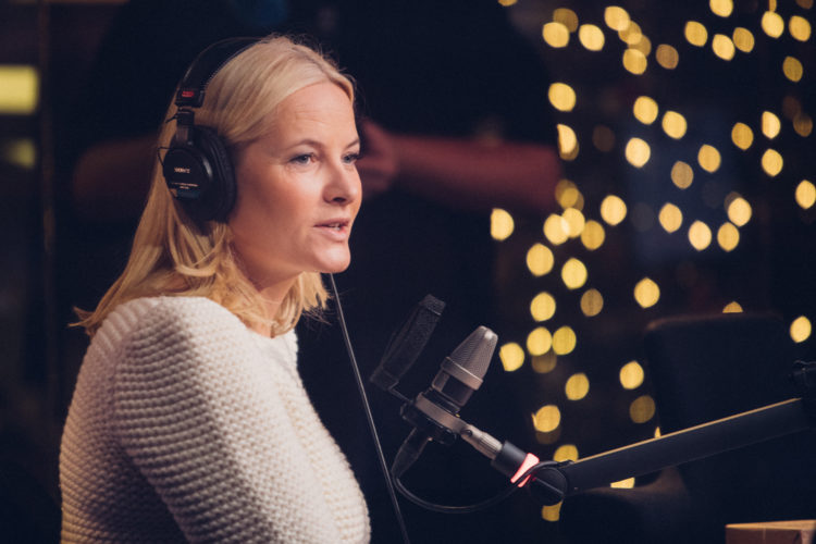 Kronprinsesse Mette-Marit på besøk hos P3morgen. Foto: Mattis Folkestad, NRK P3.